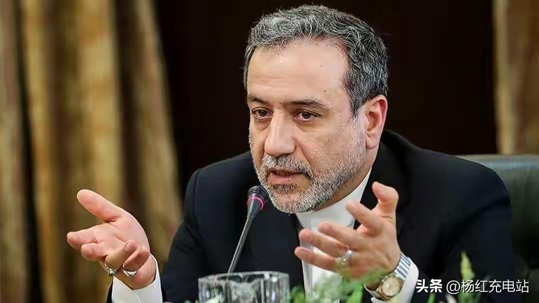 血债血偿！伊朗封死谈判门，特朗普慌了神，早偷偷布局后路
 
伊朗硬刚到底，特朗普