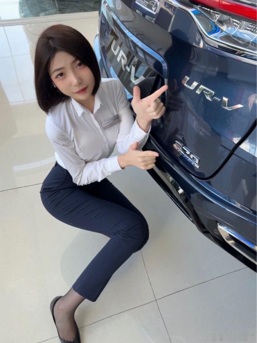 这车多少钱，费油吗！ ​​​