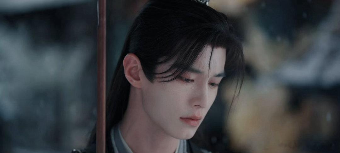 心疼何与演的萧华雍何与演的萧华雍让人心疼本以为赐婚是两人感情转机，没想到只是短暂