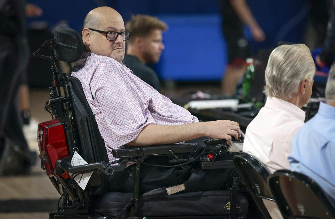 Anthony Chiang：热火可以从周日开始在在不触及奢侈税的情况下签下第1