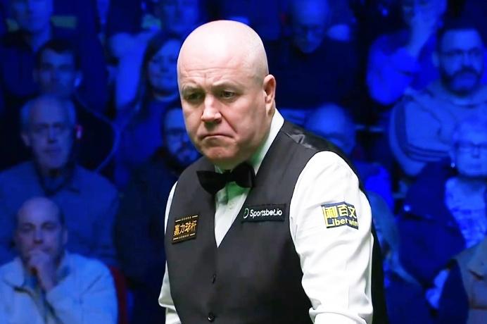 希金斯与韦克林战成1-1平，谁能率先挺进球员锦标赛四强，形势不明朗！
 
 
北