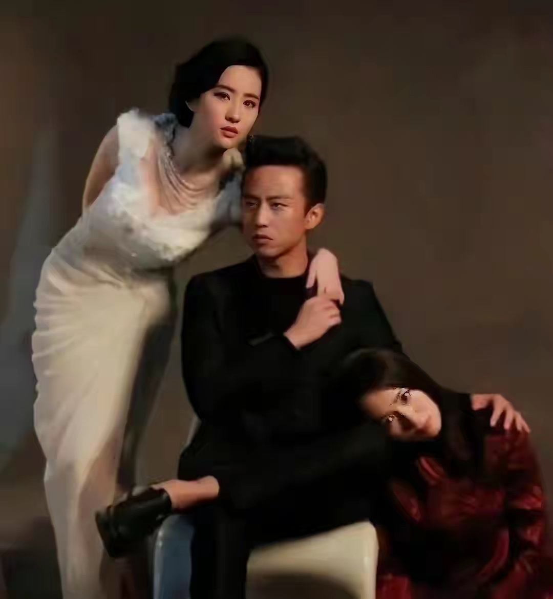 只看图里邓超的表情，你能忍住不笑吗？ 