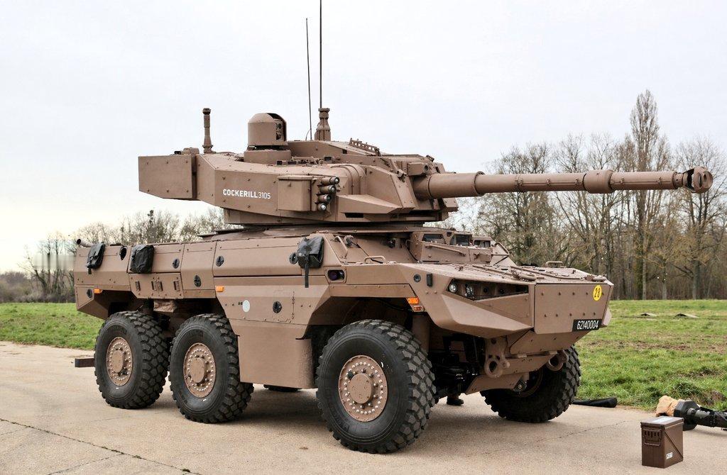 军事ai新视野 据说法国🇫🇷和比利时🇧🇪联合研发的Jaguar 105火