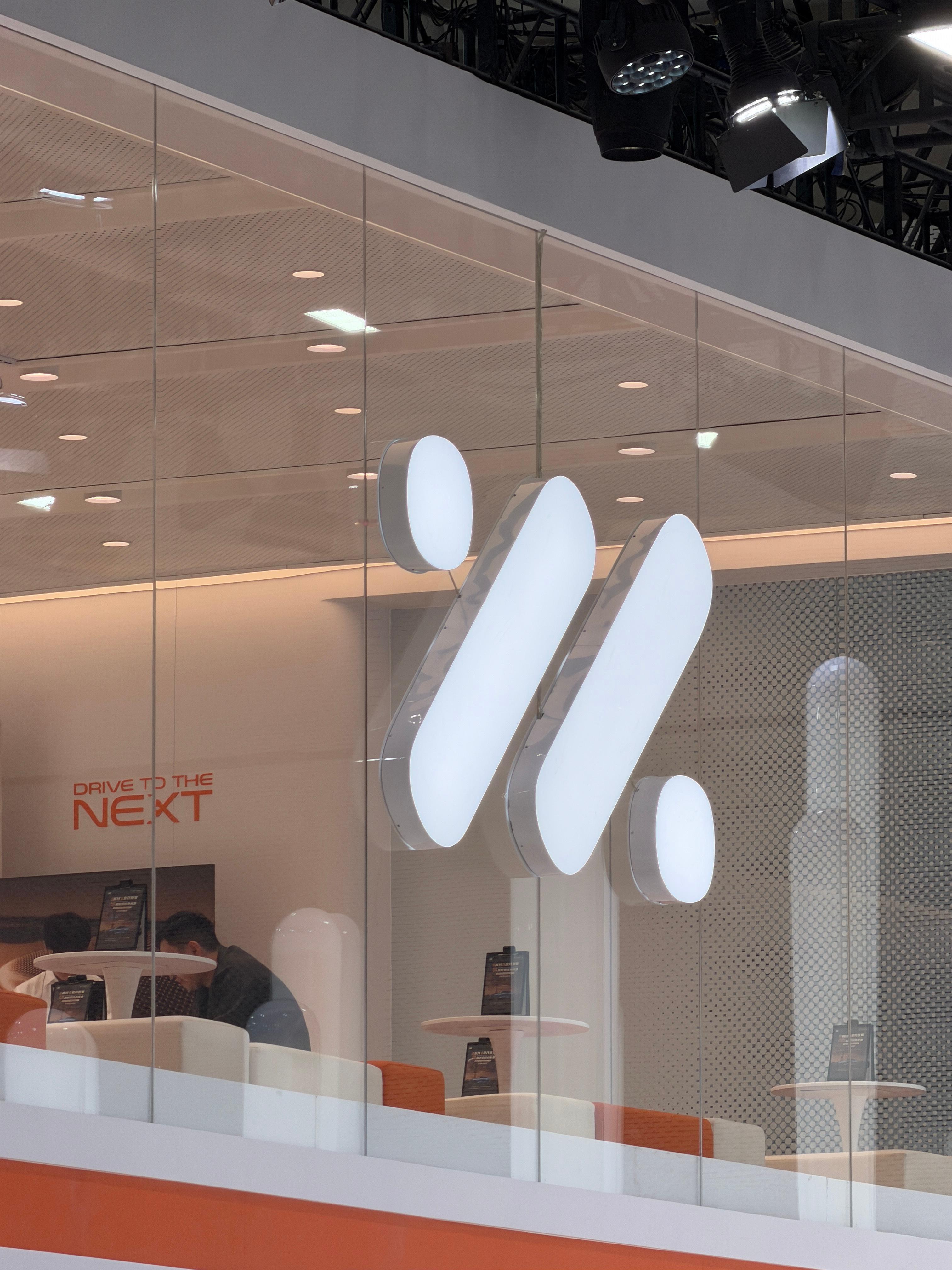 智己广州车展传来好消息：LS6 66增程新增产线，提车周期缩短！智己连夜跟宁德时