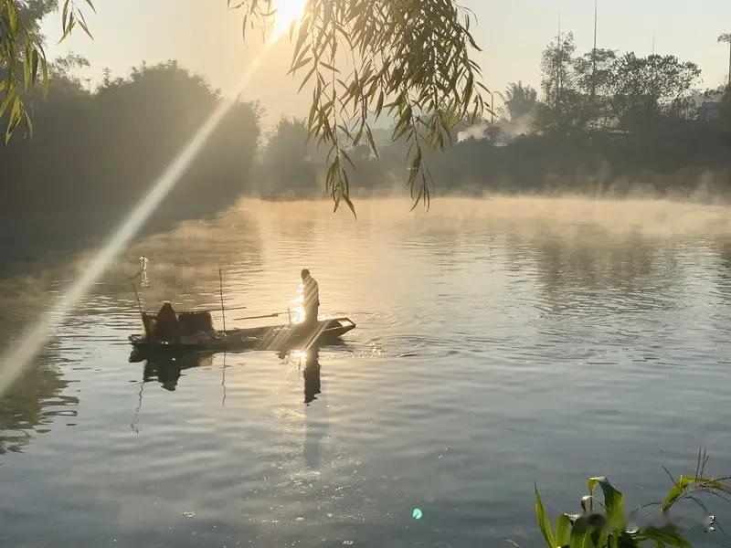 “大”字加一笔，你最先想到啥字？我第一反应是“天”，“天”可是个意义深远的字。古