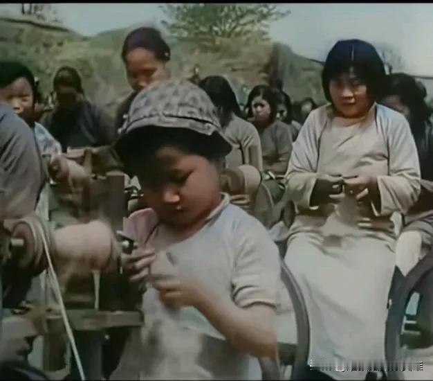 该死的日本鬼子。如果不是他们发动侵华战争，我们那些前赴后继的热血男儿而是全力建设