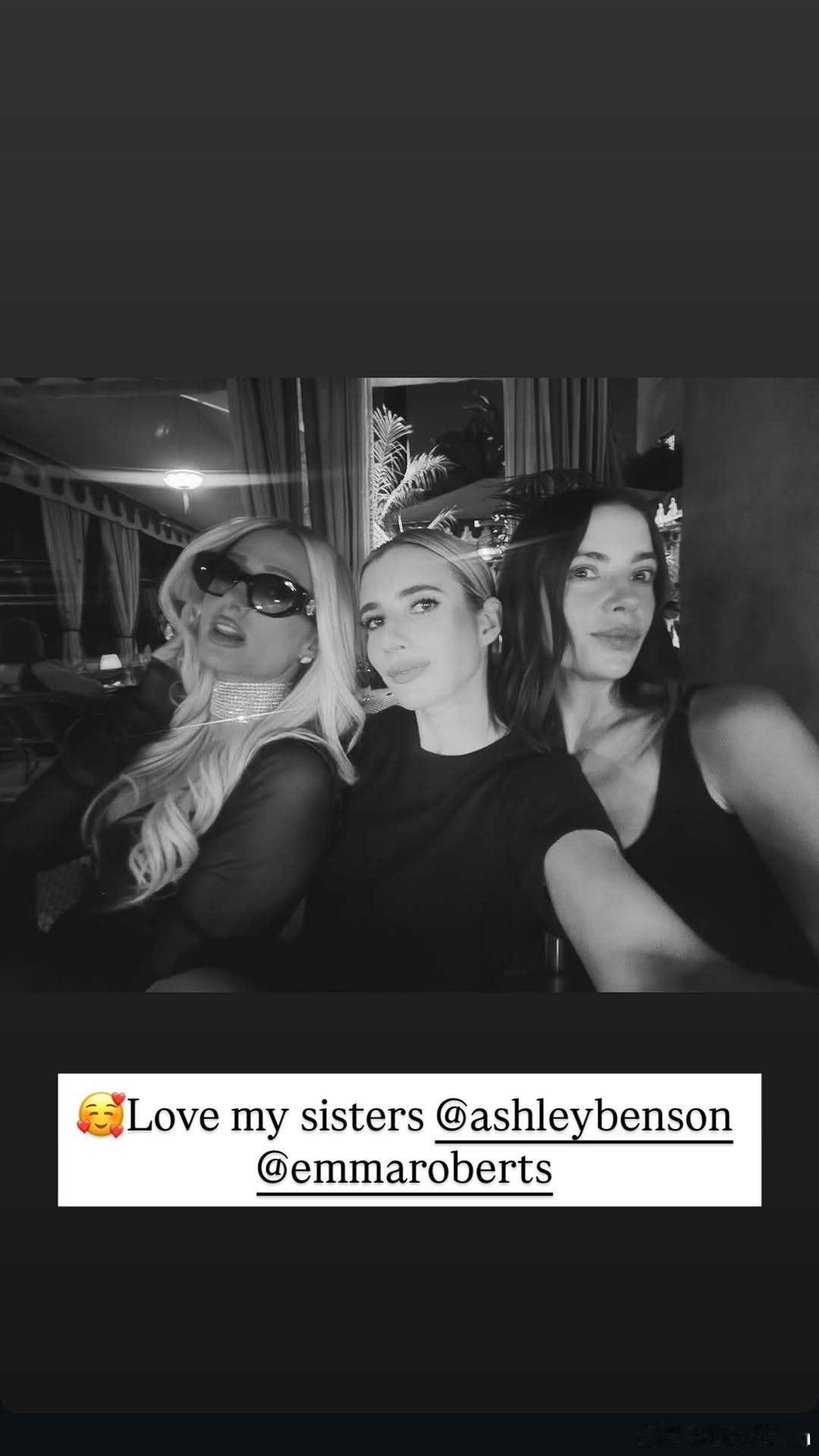 Emma Roberts艾玛罗伯茨和好姐妹Ashley benson、Paris