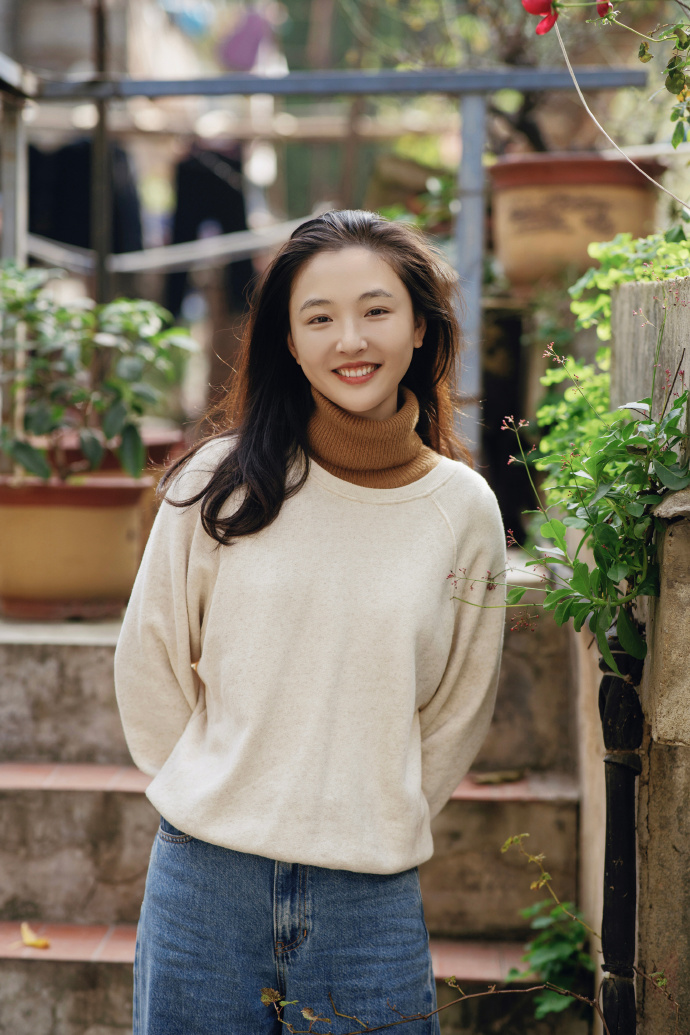 吴倩坦言女儿是上天用来弥补自己的礼物，能看出她为人母亲的初心格外柔软真诚。可原生