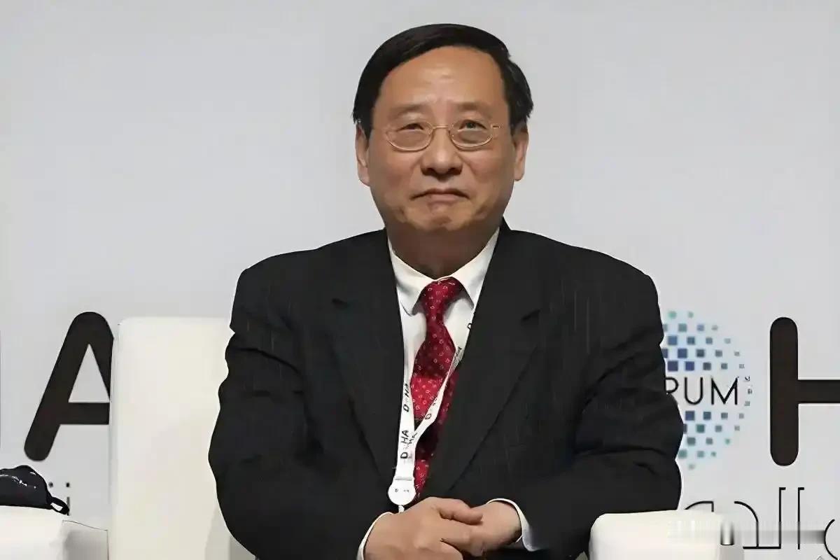 警报拉响！12至18个月暗藏大坑？美股AI盛宴或引爆全球经济风暴
 
最近经济学