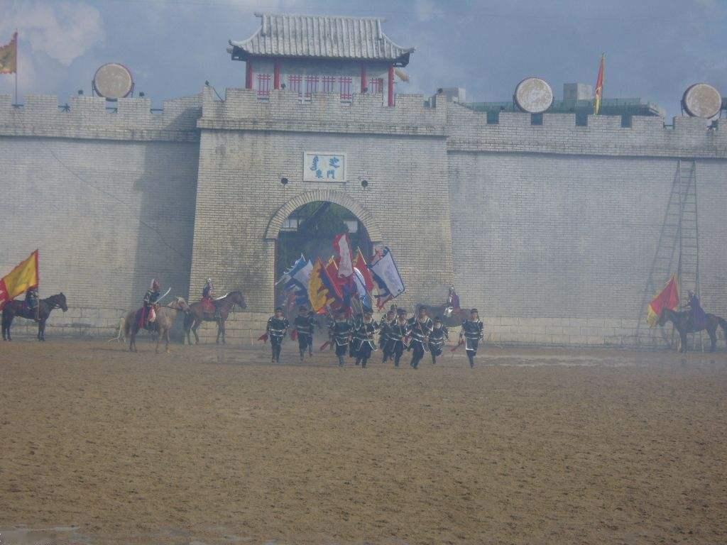 萨尔浒之战到底败得多惨：辽左精兵一空，大量名将战亡，后金战力剧增



1619