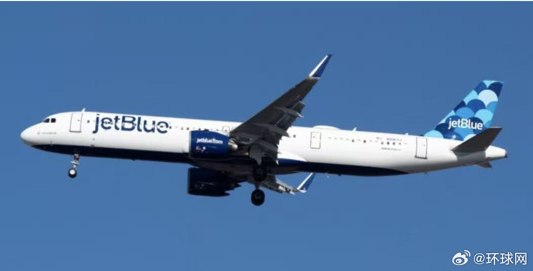 #美一航班险与美军加油机相撞#【捷蓝航空航班在委附近海域险些与美军加油机相撞】当