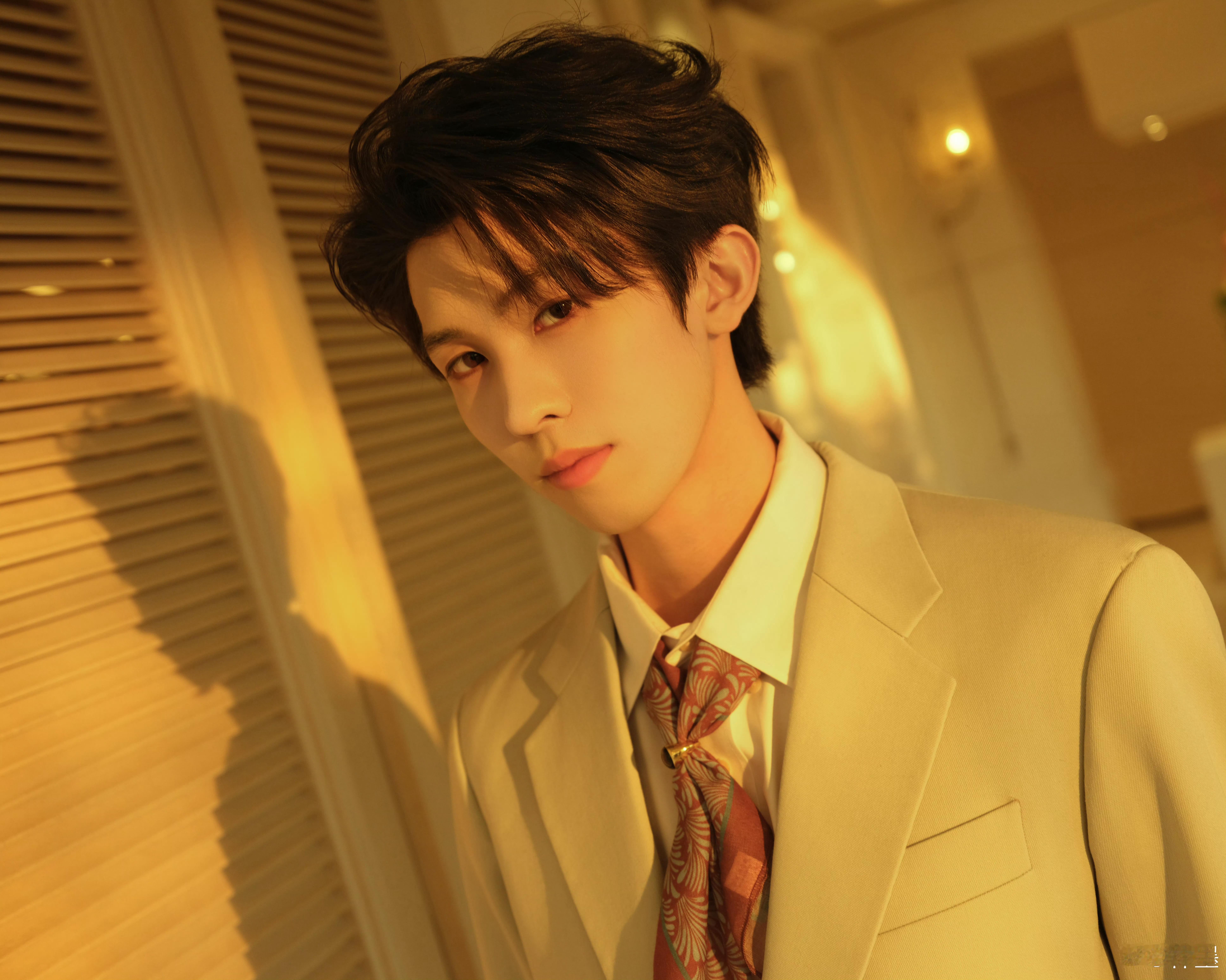 林墨怎么帅成这样了林墨 才多久没见呀，这个小林墨就帅成这样了林墨的朋友圈悦游金榜