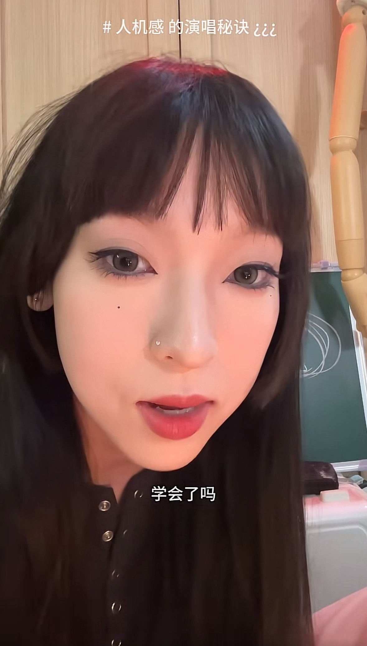 AI时代还有老艺术家坚持手搓别管什么时代，总有一批老手艺人坚持手搓，尽管ai一键