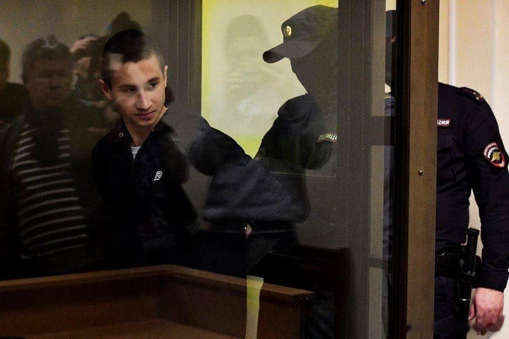 这名17岁的俄罗斯少年叶戈尔·巴拉泽金 (Yegor Balazeikin)被判