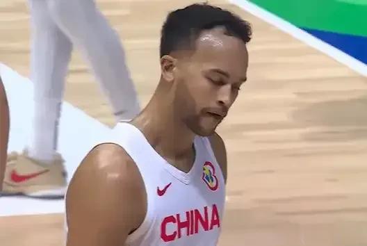 李凯尔世界杯3战数据一览，你认为他的表现合格吗？

第1场，26分钟，9中0，三