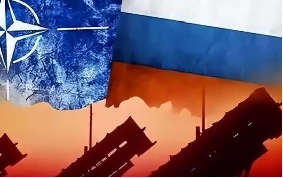 北约敢不敢灭了俄罗斯？从纸面实力来看，北约三十个国家加起来，军费是俄罗斯的二十倍