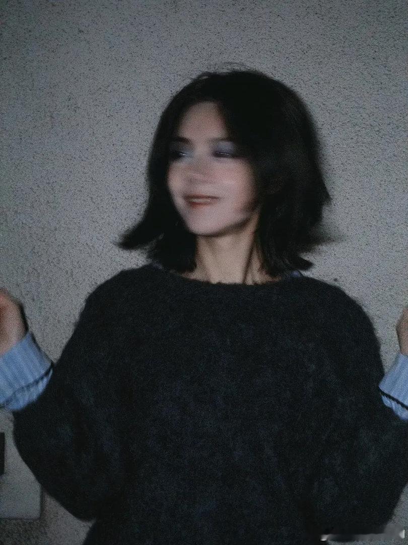 赵今麦新风格，大家能get 吗？ 