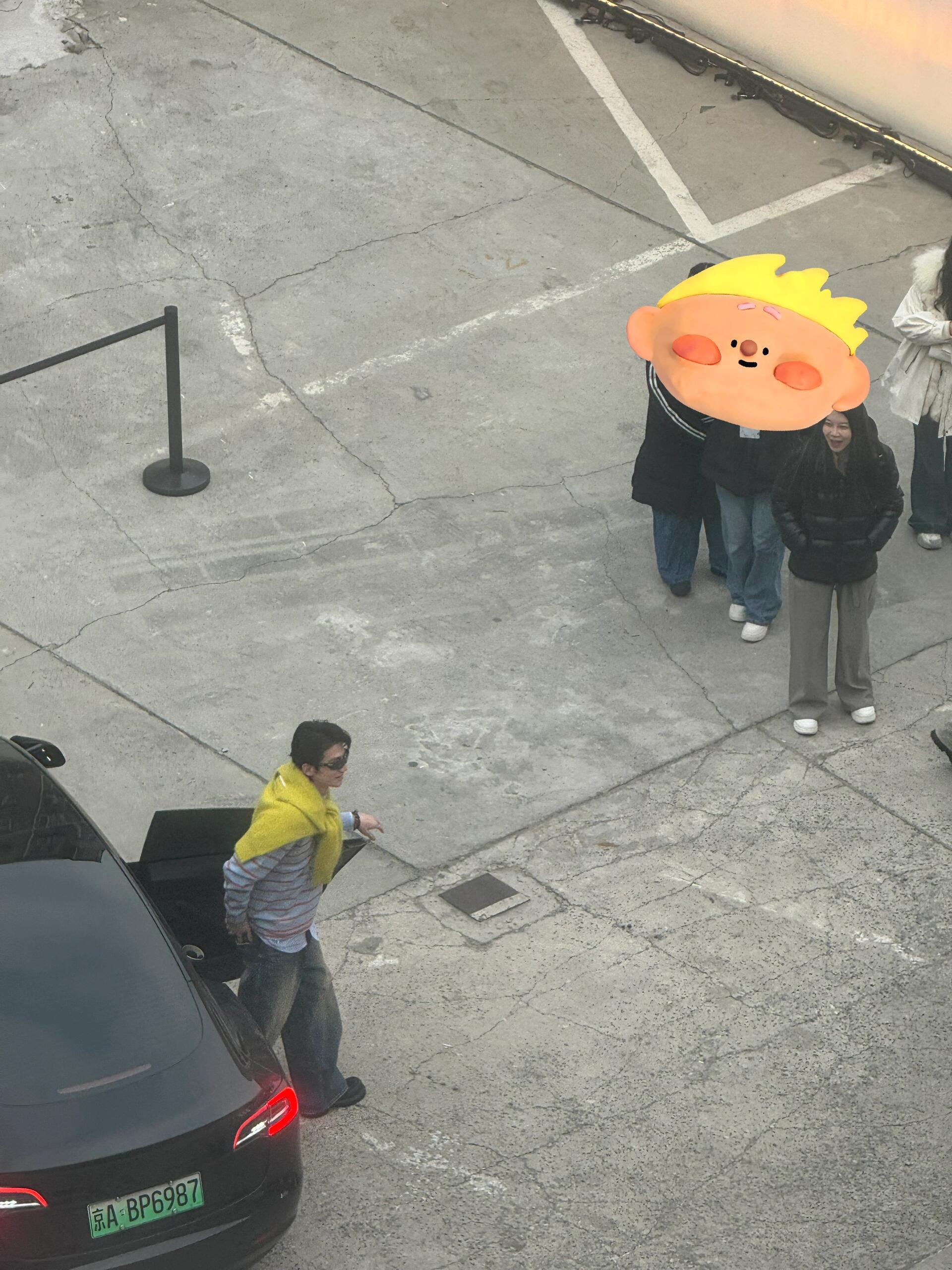 这次不用去接了因为我们老庄自己打车来了啊啊啊啊啊赖伟明骄阳似我庆功宴路透 骄阳似