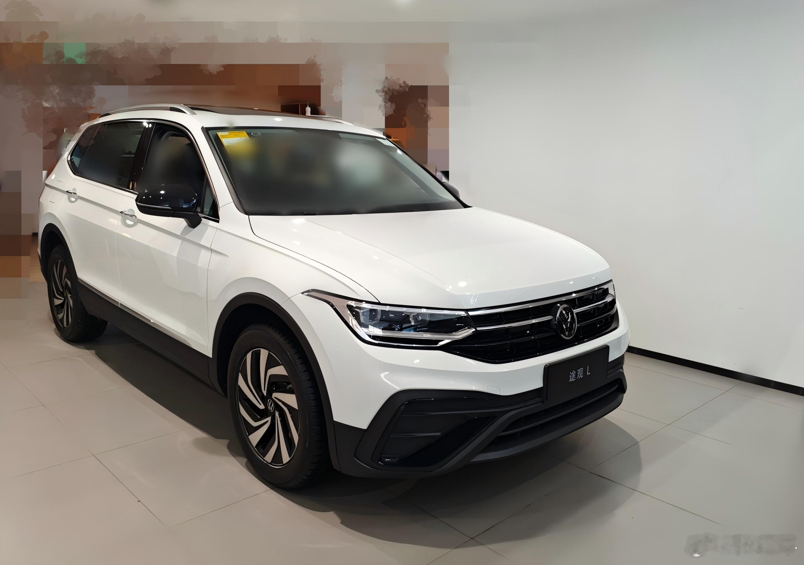 途观L销售反馈：1，这家店3月份日均到店客户约20批，其中专门来看途观L的客户占