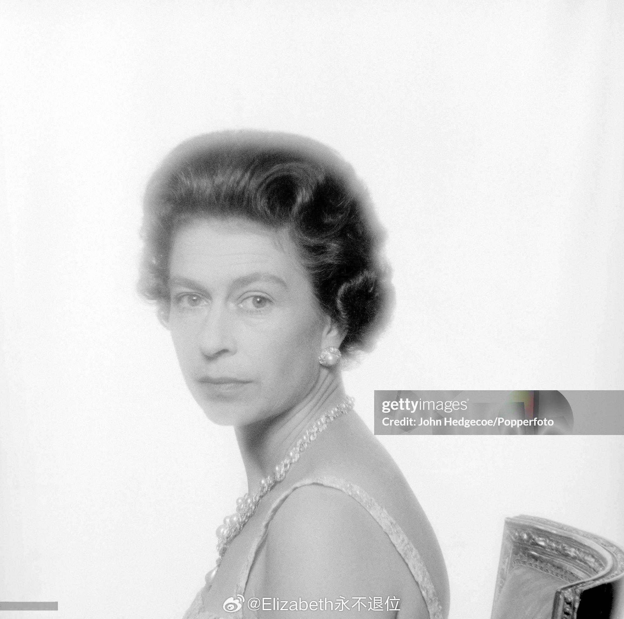 老照片 Her Majesty Queen Elizabeth II 1966 