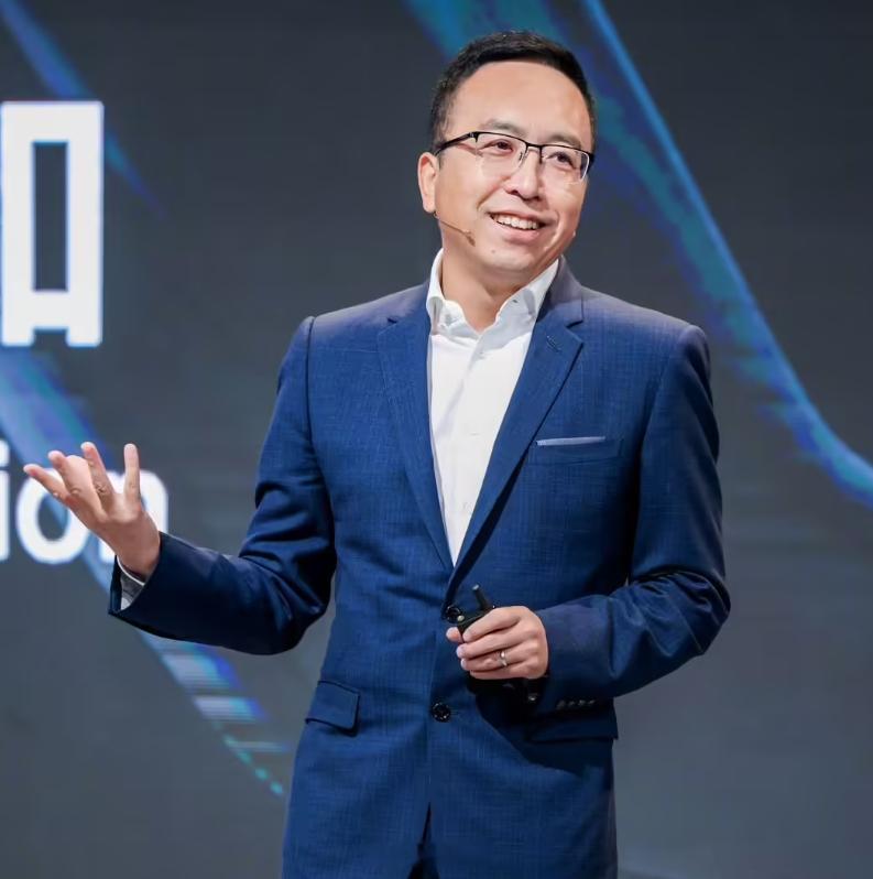 消息称原荣耀 CEO 赵明将出任千里科技联席董事长，未来将推动 AI 从技术到商