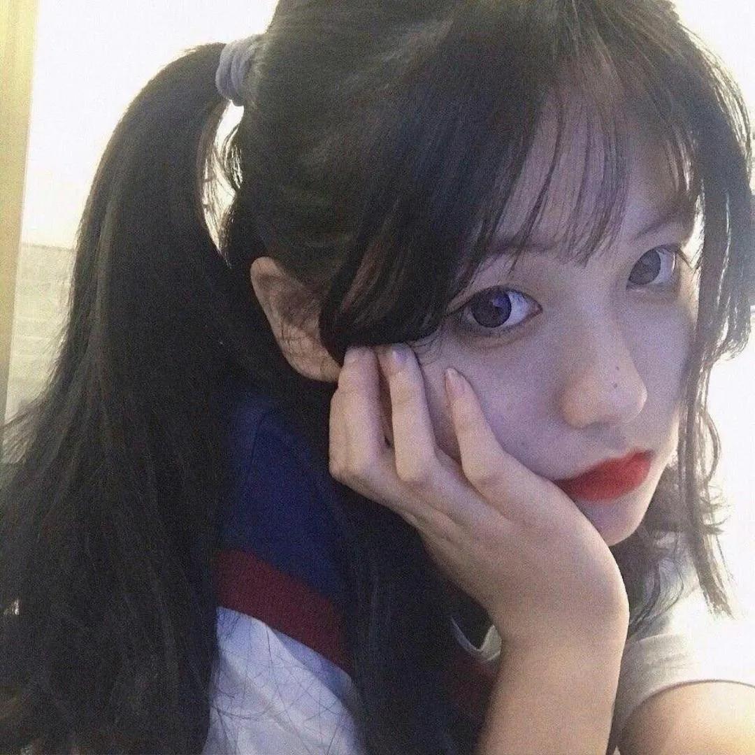 元气少女甜美自拍，清新可爱甜系少女照 自然美少女自拍 精致少女自拍 甜美自拍 少