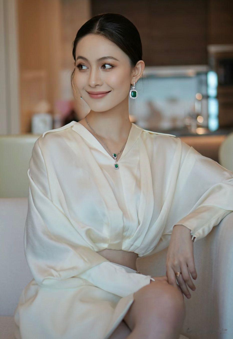 为什么有些女人明明颜值一般，气质却很高级？主要原因是这3个
长相普通的女人如何提