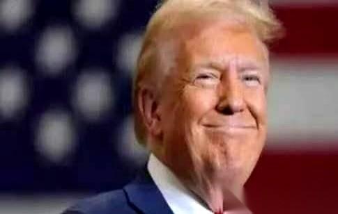 特朗普那句话，不像警告，更像掀桌子。
他说：你们可以不喜欢，甚至不尊重，但你们离