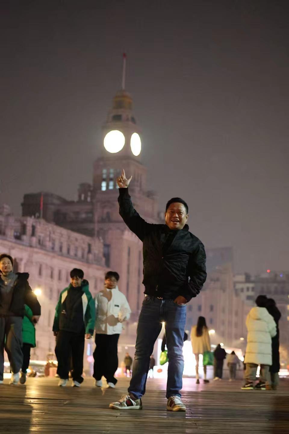 一路向西是做不到了，向东是大海还是可以的