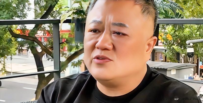 看985学历的父母，
如何对待自己家的躺平娃。

这位父亲是985高校毕业，
曾