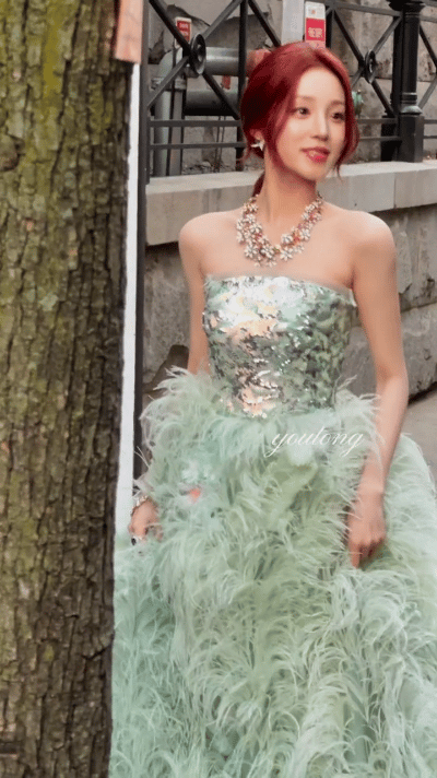 G社是宋雨琦的站姐吧晕呢 G 社你真的不是宋雨琦站姐吗？原图直出的无死角美貌来的