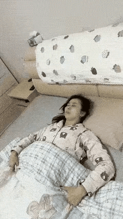 可惜丈夫不在家，光练没人看