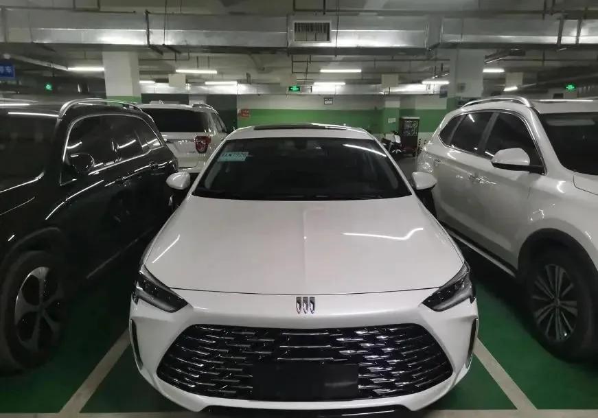 君威24款1.5t新车报道！价格优惠41000，裸车118800自己上牌，购置税