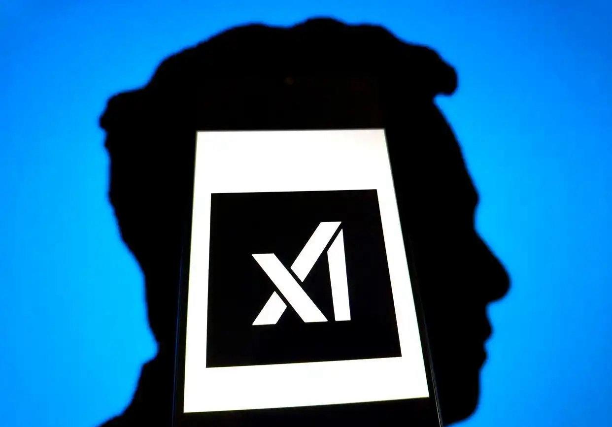 马斯克又放狠话了。他说他的AI公司xAI，五年内的算力会超过全球其他所有公司的总