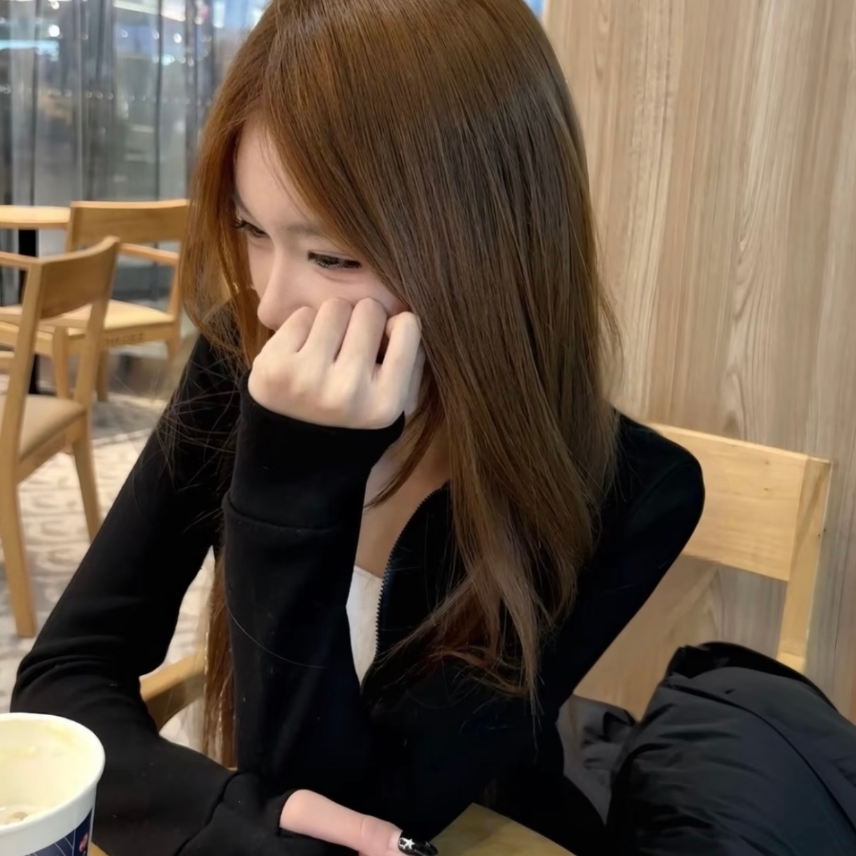 𝙎𝙃𝘼𝙍𝙀 — 𝐖𝐞𝐂𝐡𝐚𝐭头像｜女生头像｜优质女头｜氛围