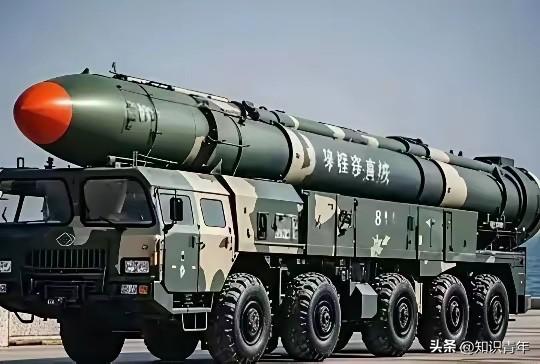 美国战略专家表示：如果美国真的插手了中方的台湾问题，那么中国的军队很有可能在30