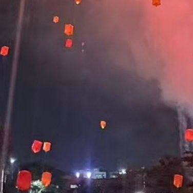 0000我们都在奔赴各自不同的人生 我还是会相信星星会说话 石头会开花 穿过夏天
