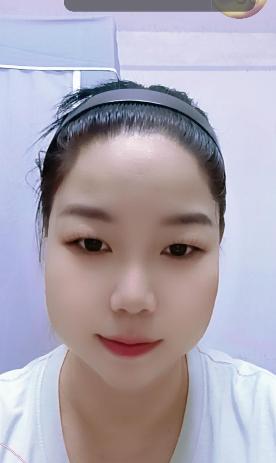 大家好，我是七姐，很多人都说女人现实。现在这个社会，男女都一样。你的想找一个条件