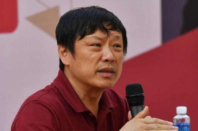 联合早报消息，《环球时报》前总编辑胡锡进4月19日发文称，中东战争推高油价，多国