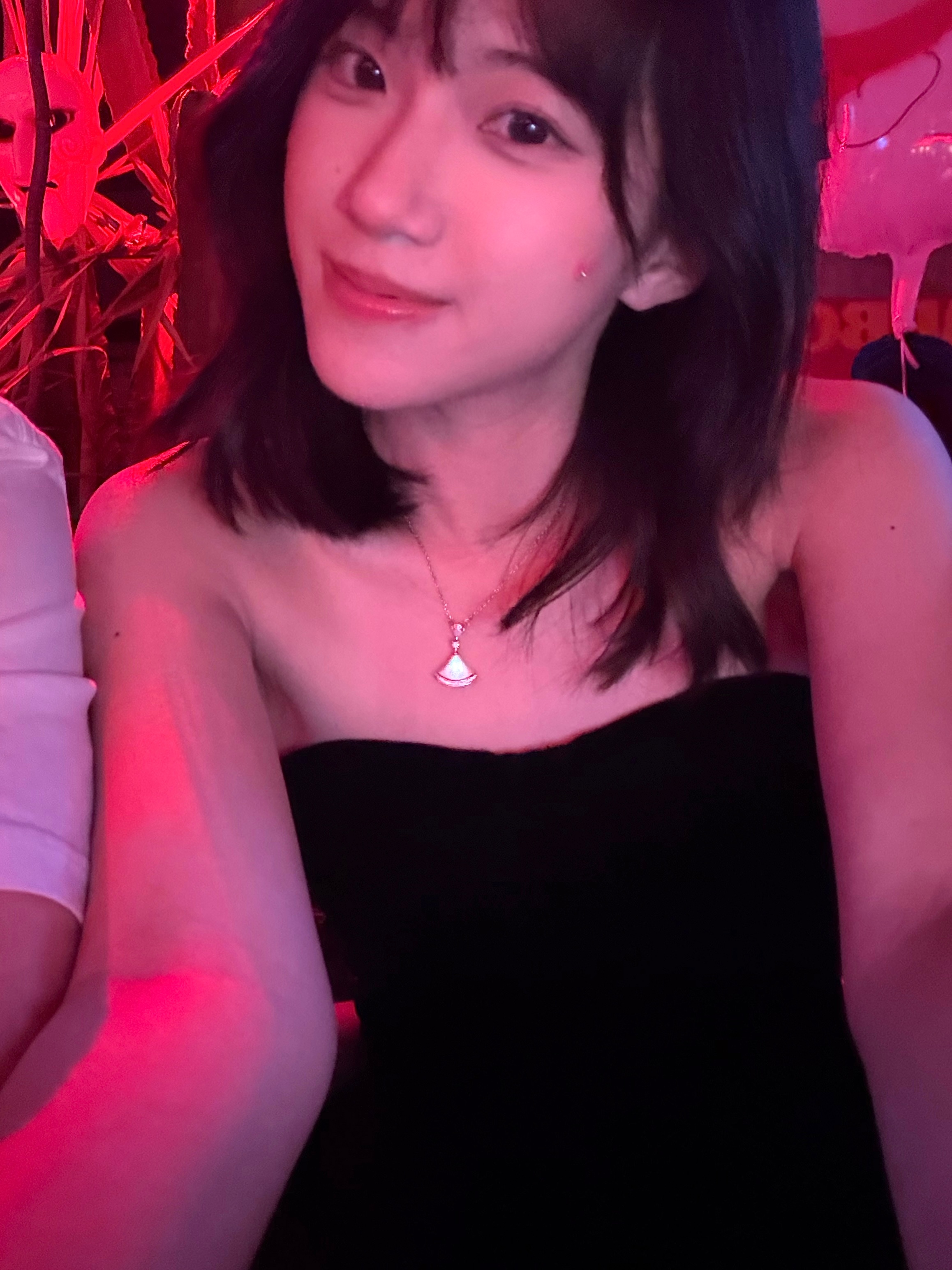 好玩呢 zr给我买气球了🎃 ​​​