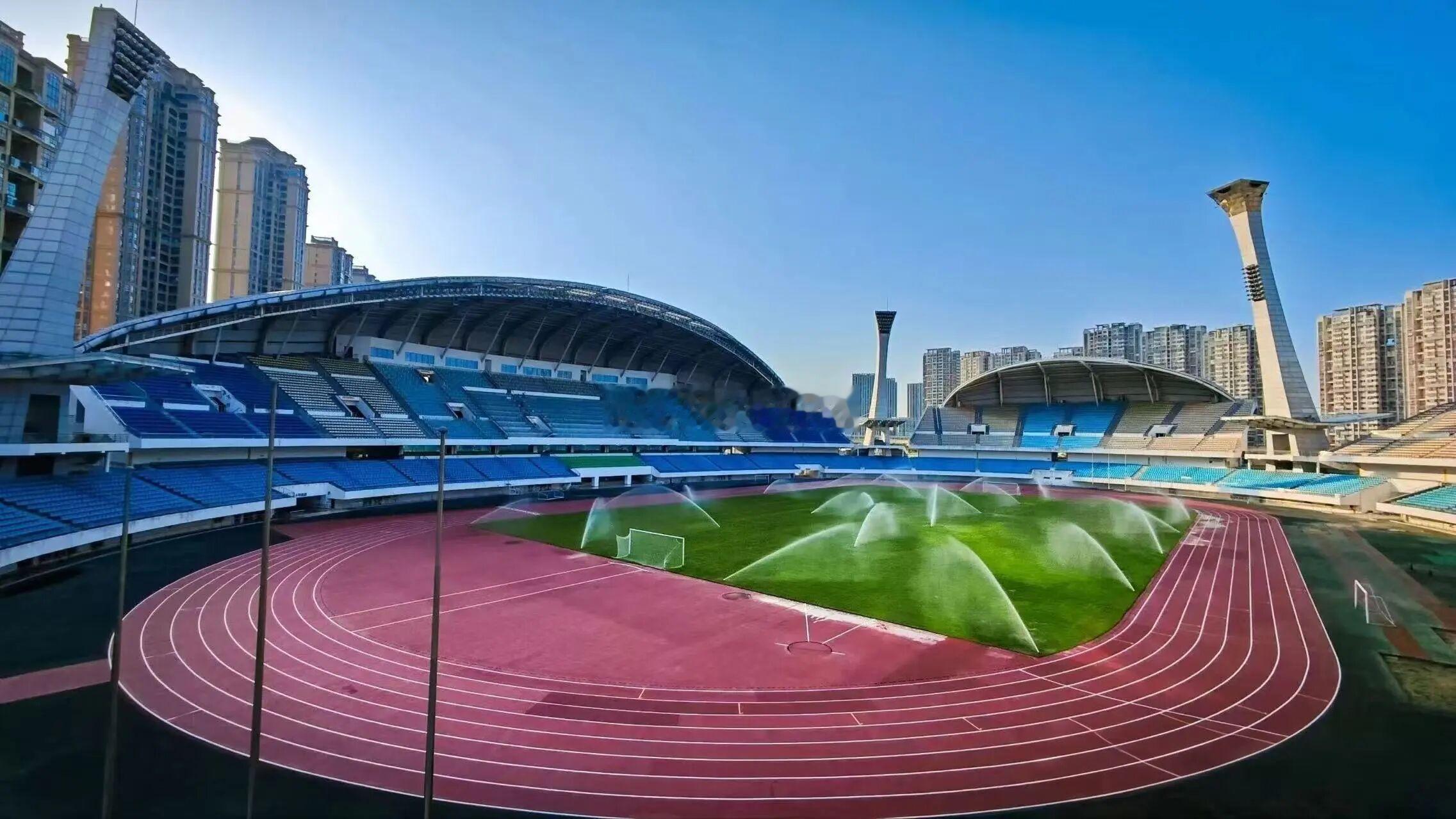 今晚 闽超福州客场泉州 预计有超过2.5万名球迷到场泉州更是将曾经饰演过郑成功的