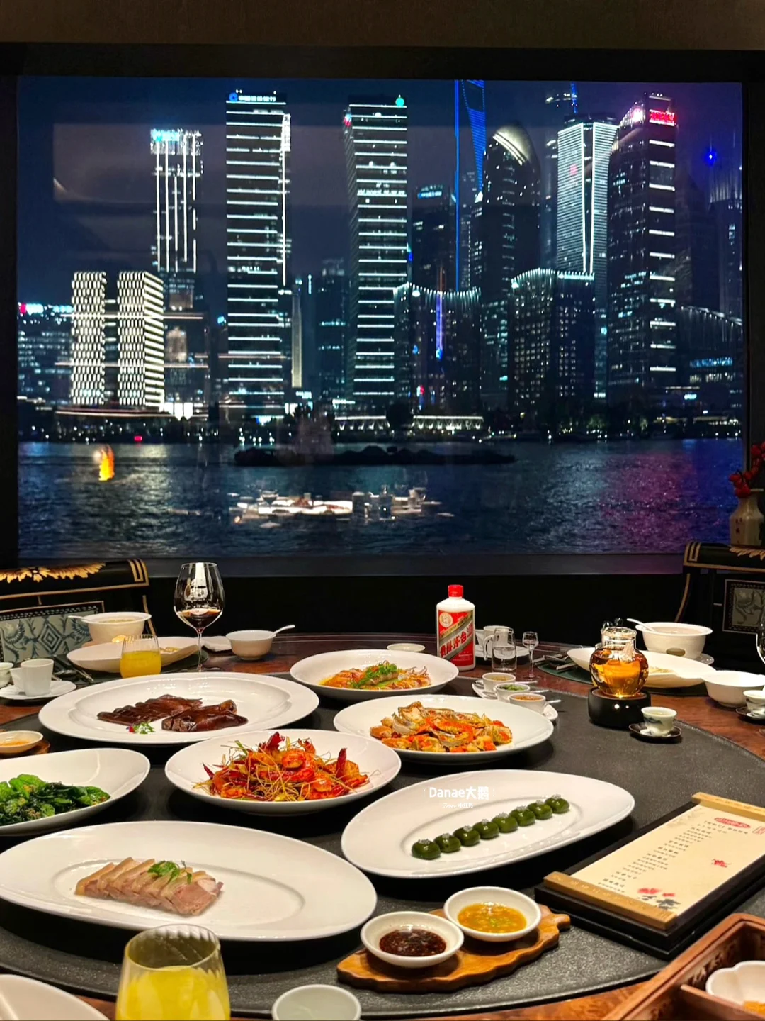 上海果然富贵迷人眼…外滩夜景餐厅美到失语