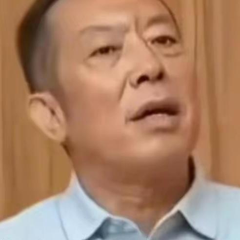 看西贝那事儿，我反倒想通了。咱普通人啊，可能真没发大财的命。不是脑子不够使，也不