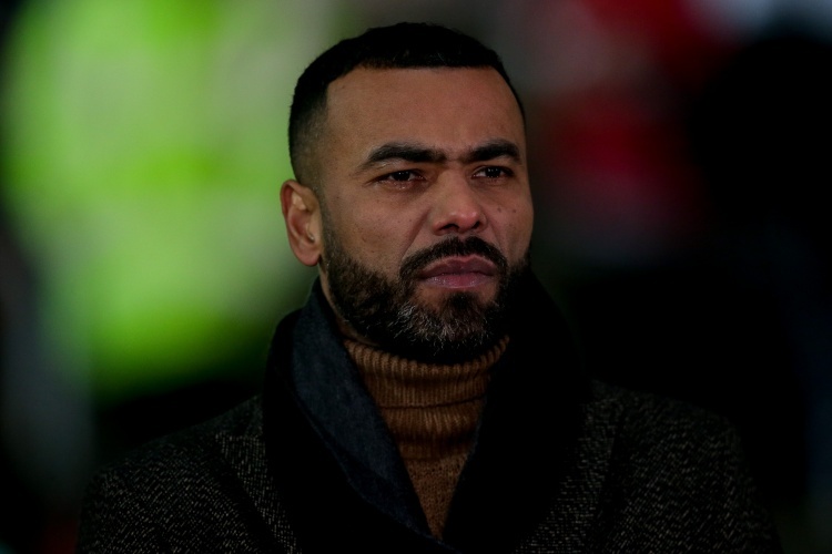 阿什利·科尔：当年防C罗我会把他往边线逼 教防守会拿C罗做例子我还是更怀念陈驰和