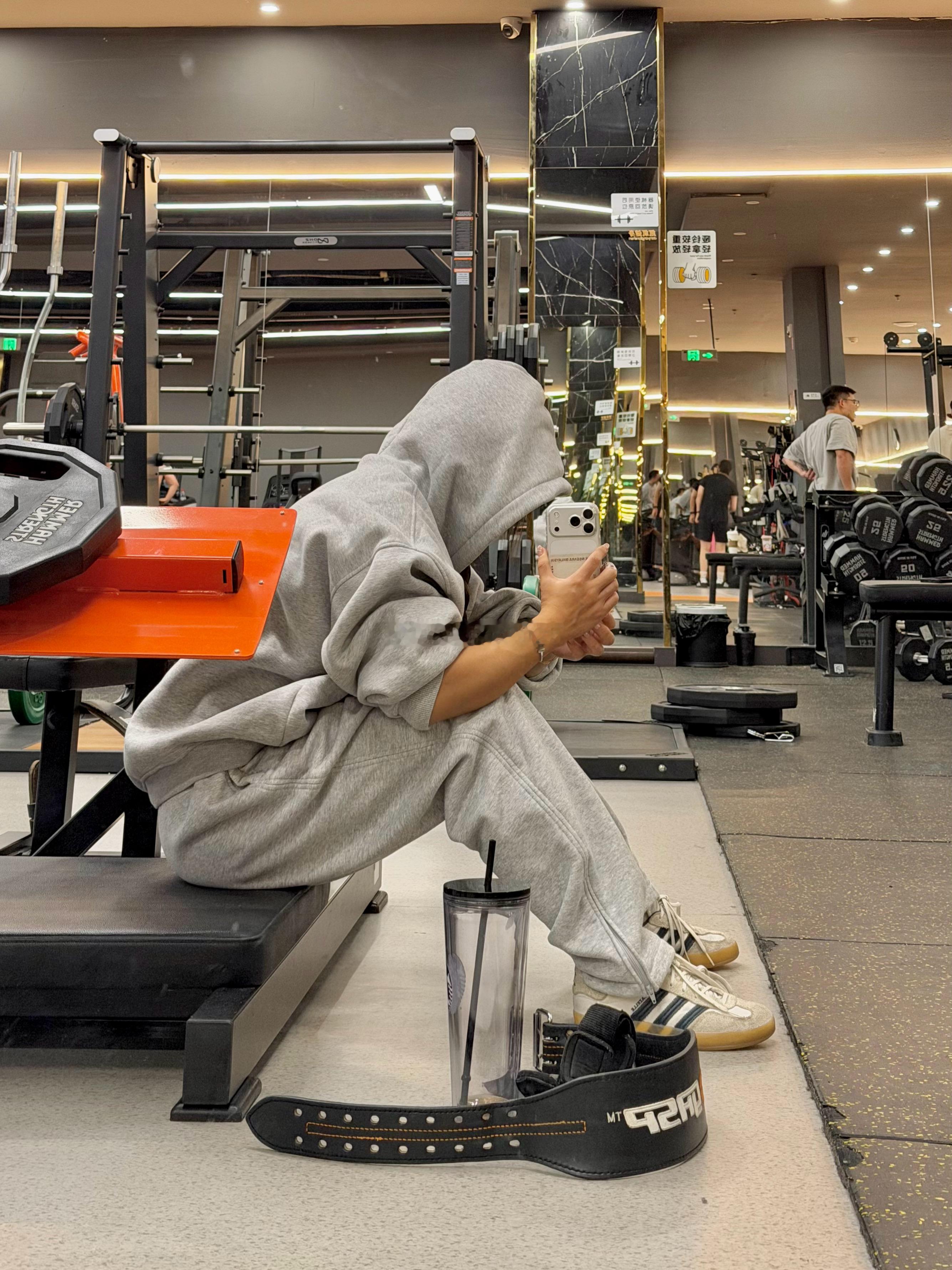 克服恐惧，克服之前不敢拿起的重量，你会收获一个新的开始 