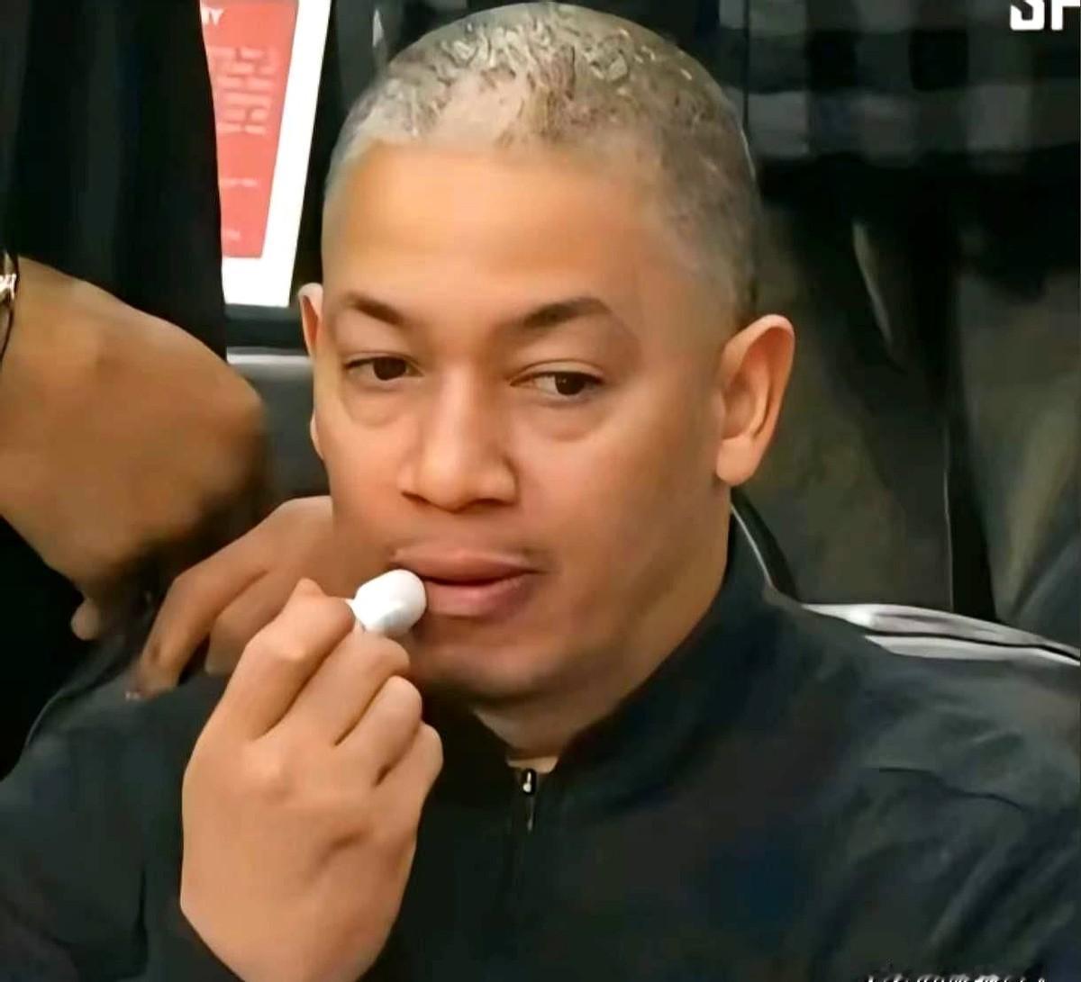 我真服了科尔，这暂停叫的，差点没把到手的胜利送出去。

最后那几分钟，看得人是真