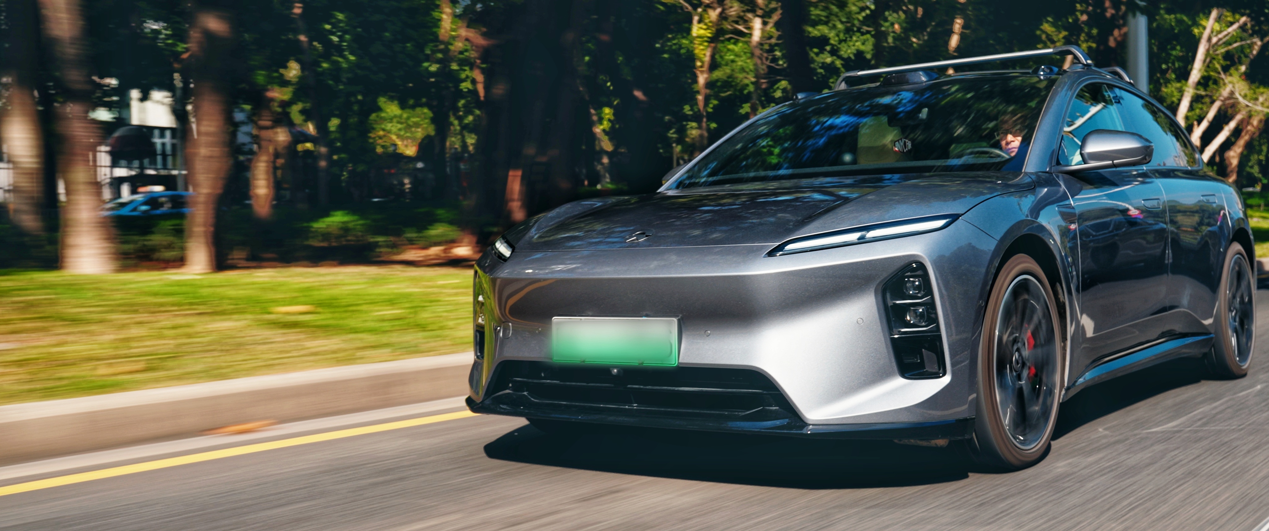 摄影不凡蔚来et5t好多车anycar 蔚来的设计相当耐看每个车的颜色质感也做得