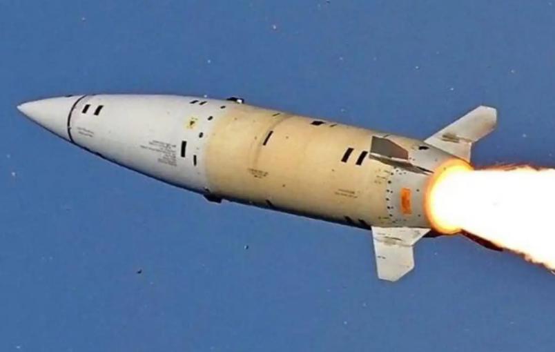 既然美国敢做初一，那中国必然会做十五。你卖武器给台湾，那我们就卖武器给那些反对美