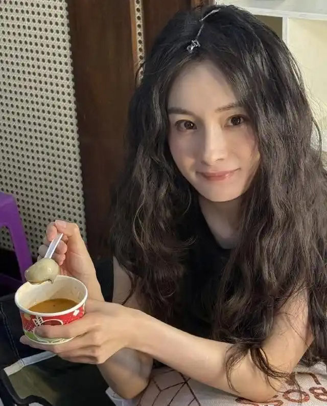 杨幂双片入围百花女配！首提即巅峰，85花格局彻底洗牌，格局变了？ 