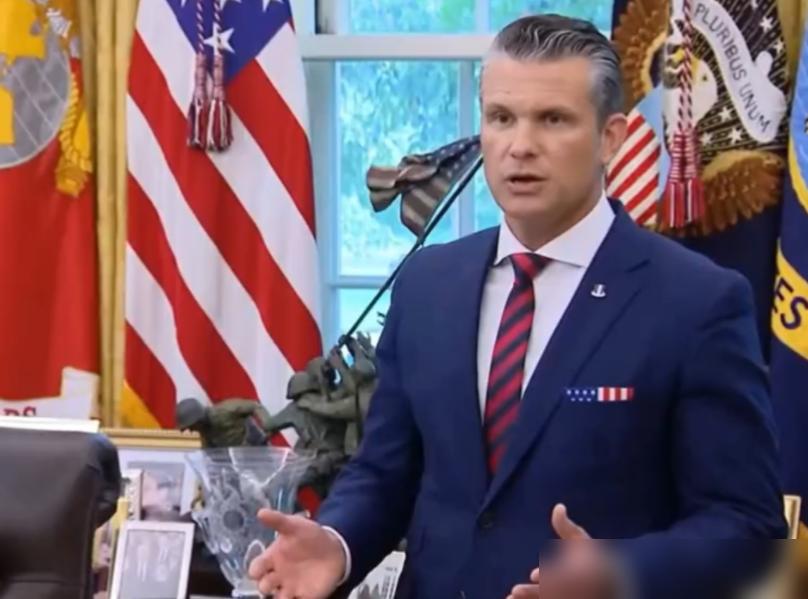 一语惊醒梦中人！美国国防部长赫格赛斯突然警告：如果中美开战，对方只需要发射15枚